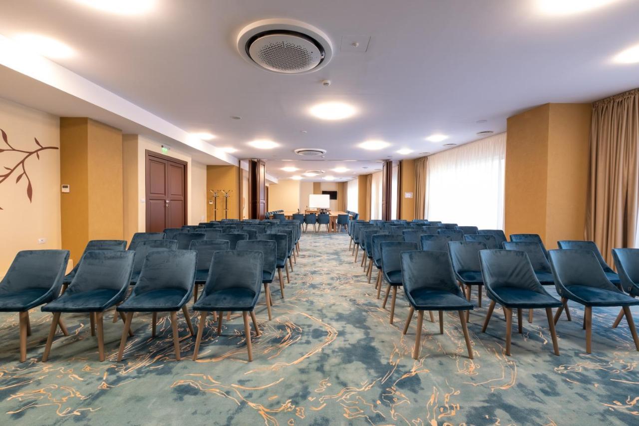 Fiald Hotel & Spa Bacau Luaran gambar